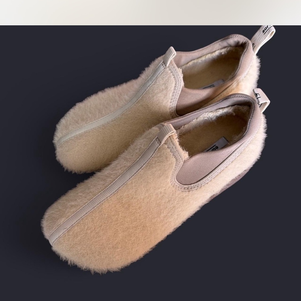 Earth Dream Catamount Slippers in Natural Multi